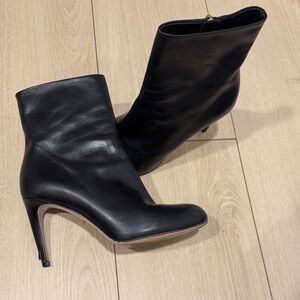 GUCCIE BOOTIES CLASSIC ANKLE BOOTS 8.5